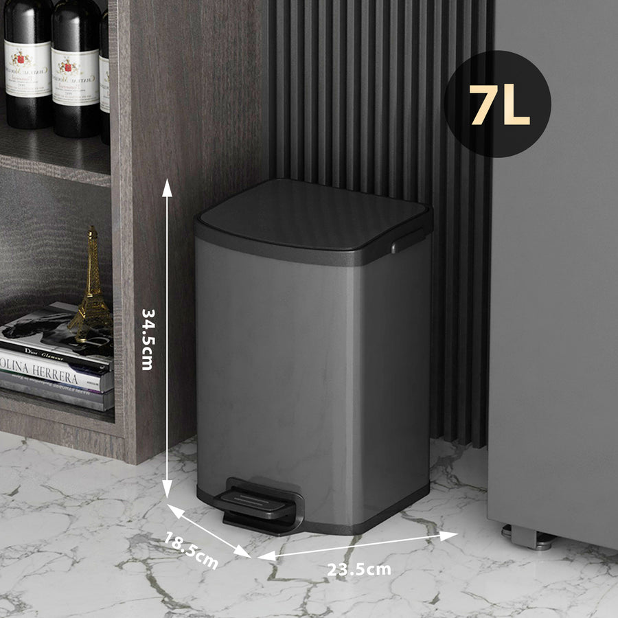 A2 Pedal Trash  Can